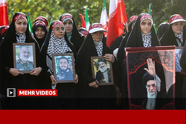 گزارش خبرنگار مهر از حال و هوای رزمایش ۳۱۳ هزار نفری جانفدایان ایران گزارش خبرنگار مهر از حال و هوای رزمایش ۳۱۳ هزار نفری جانفدایان ایران