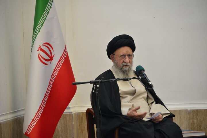 نورمفیدی: مسجد باید پایگاه حل مسائل اجتماعی محله باشد