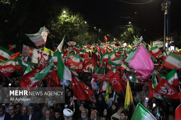 شبهای گالیکش با حضور مردمی که میدان را خالی نمیکنند شبهای گالیکش با حضور مردمی که میدان را خالی نمیکنند