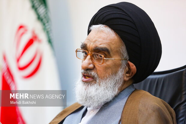امام جمعه قم:آیت‌الله شبیری زنجانی از برجستگان مکتب فقه جعفری بود