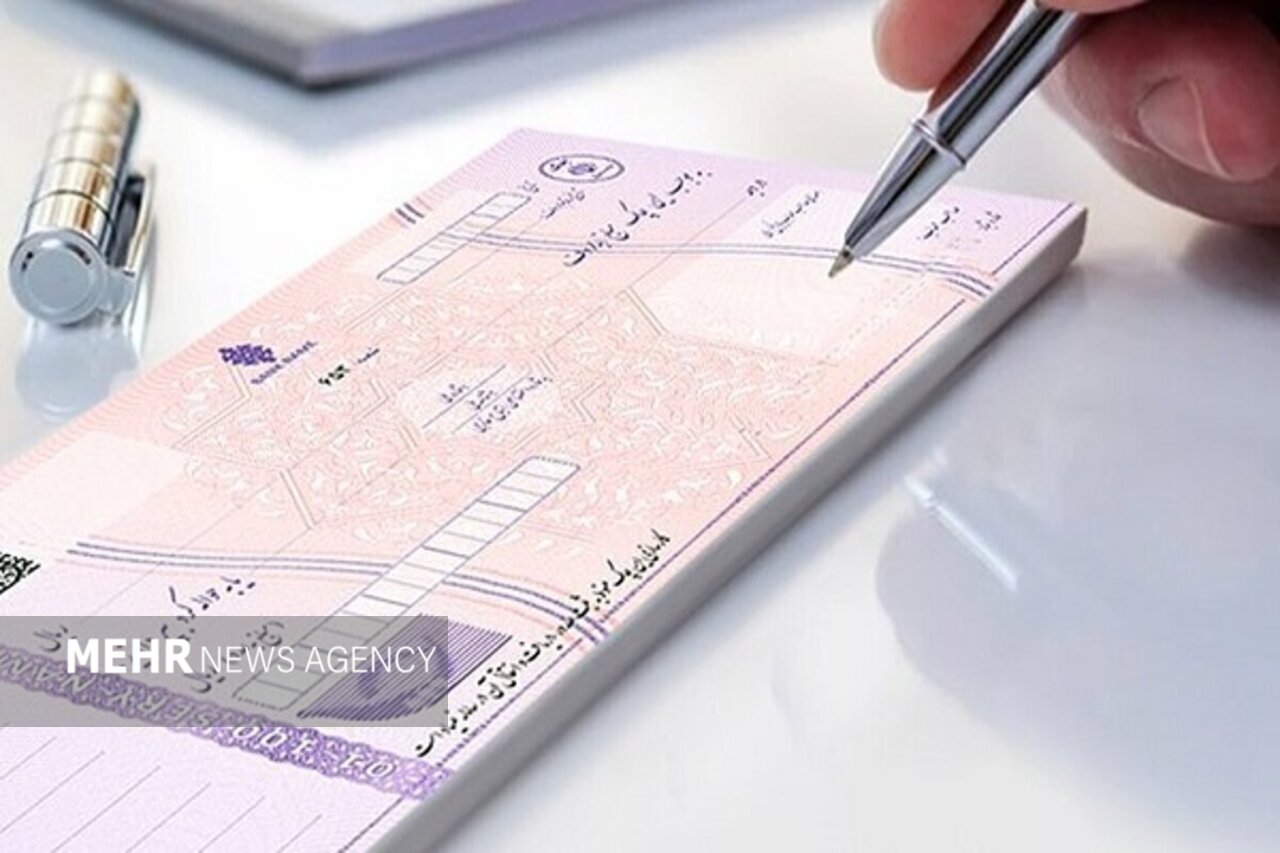 چک کاغذی در بنکداری؛ مقاومت بازار سنتی در برابر حذف کاغذ