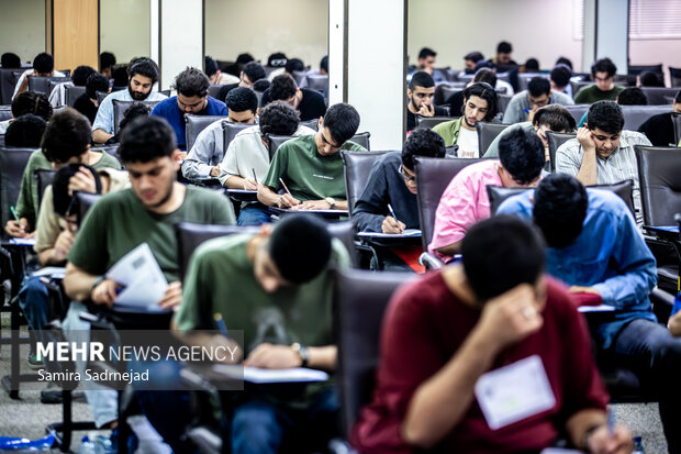 خسروپناه: سهمیه ویژه کنکور برای آسیبدیدگان جنگ نیازمند بازنگری است خسروپناه: سهمیه ویژه کنکور برای آسیبدیدگان جنگ نیازمند بازنگری است